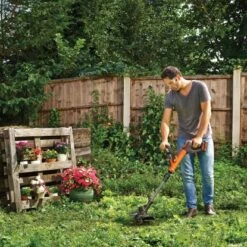 Black & Decker Black+Decker Akku-Rasentrimmer STC1840EPC Inkl. 18 V 4 Ah Li-Ion-Akku -Online Gartenmöbel 185963 2012 3