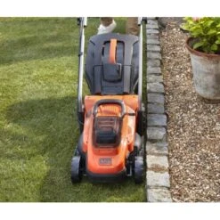 Black & Decker Black+Decker Akku-Rasenmäher 36 V/2x 2,5 Ah 38 Cm BCMW3336L2 -Online Gartenmöbel 838013 2012 838013 A487